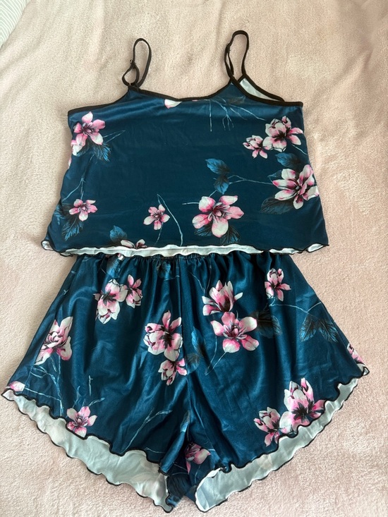 SHEIN Other - SHEIN Navy Floral Satin Cami & Shorts Pajama Set with Pink Blossoms